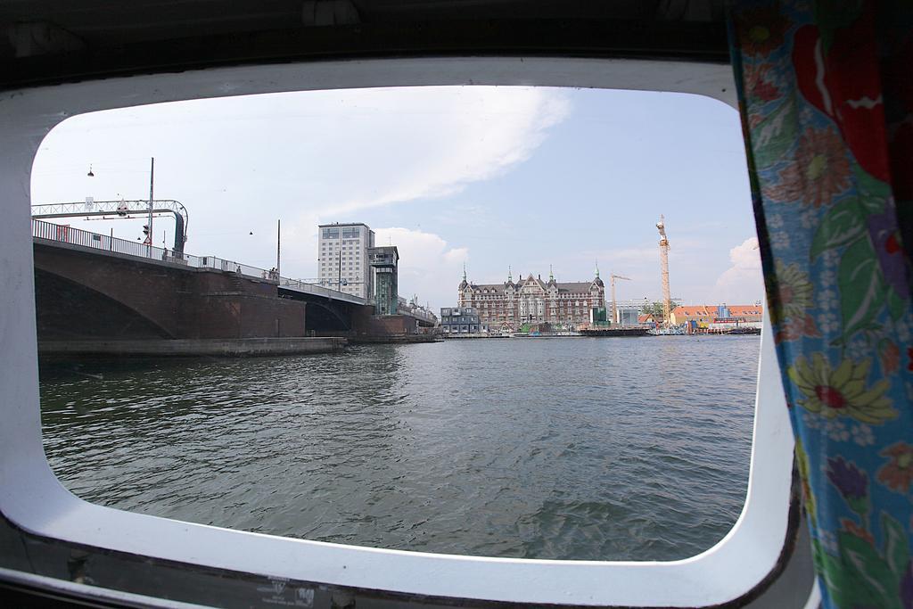 Copenhagen Houseboat Hotel Luaran gambar