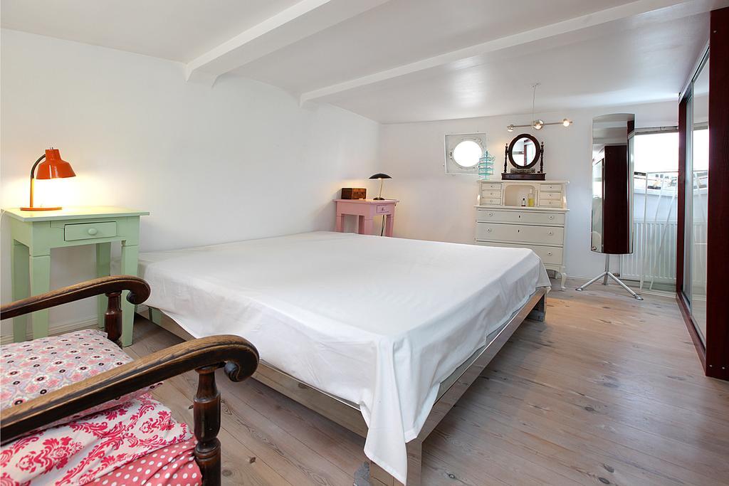 Copenhagen Houseboat Hotel Luaran gambar