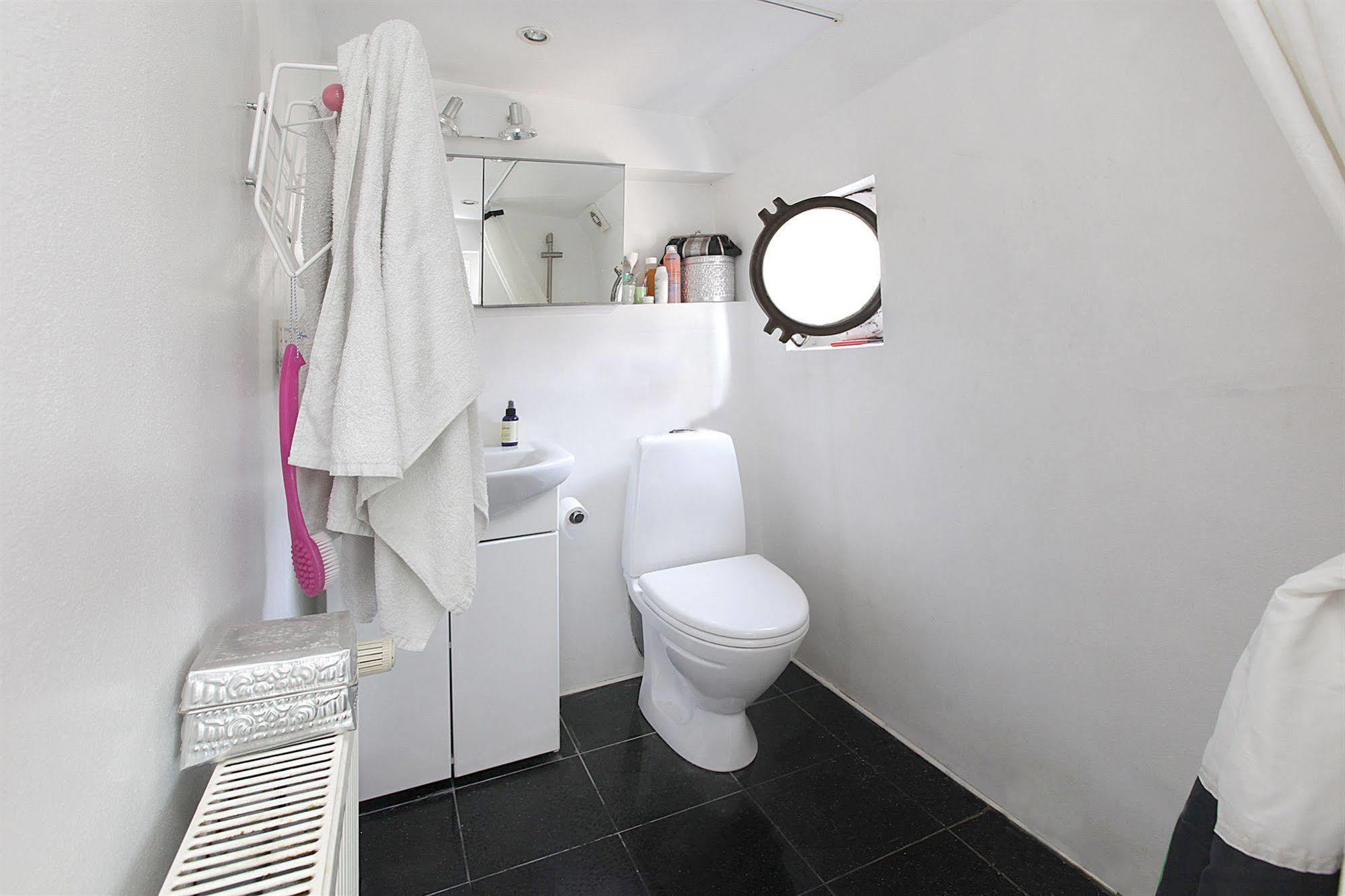 Copenhagen Houseboat Hotel Luaran gambar